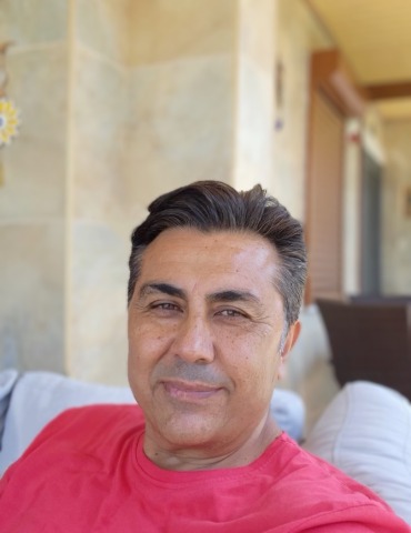 Dr.Naim Çakar 